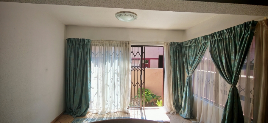 3 Bedroom Property for Sale in New Market Park Gauteng