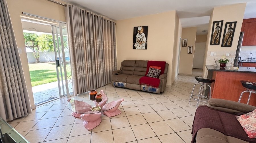 To Let 3 Bedroom Property for Rent in Country View Gauteng