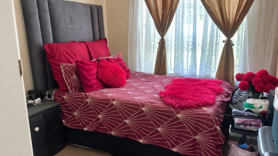 To Let 3 Bedroom Property for Rent in Country View Gauteng