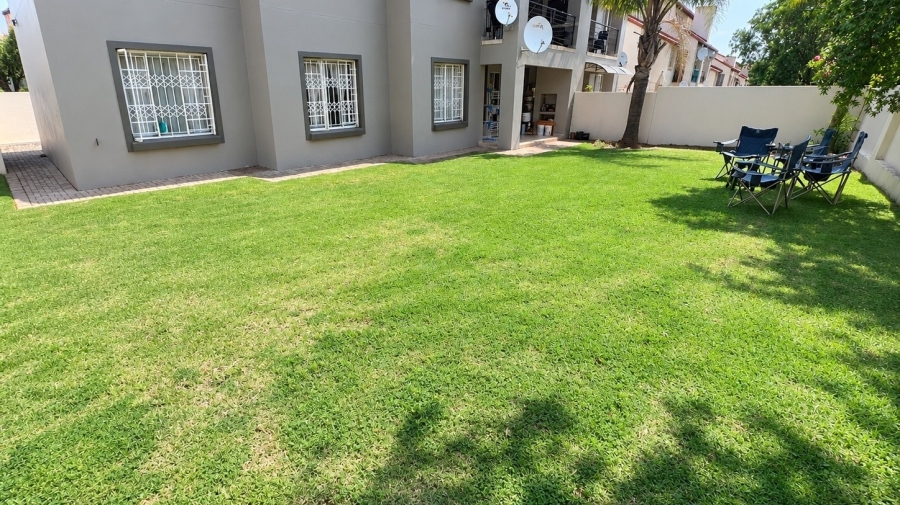 To Let 3 Bedroom Property for Rent in Country View Gauteng