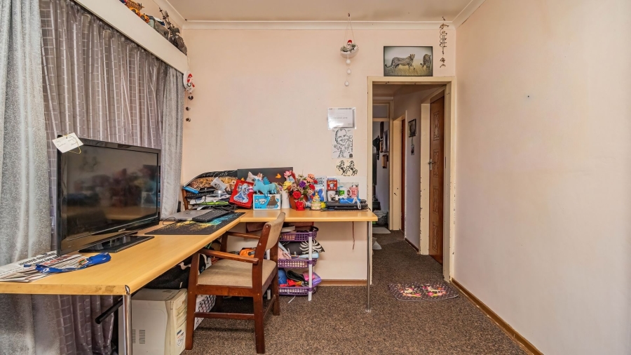 4 Bedroom Property for Sale in Birch Acres Gauteng