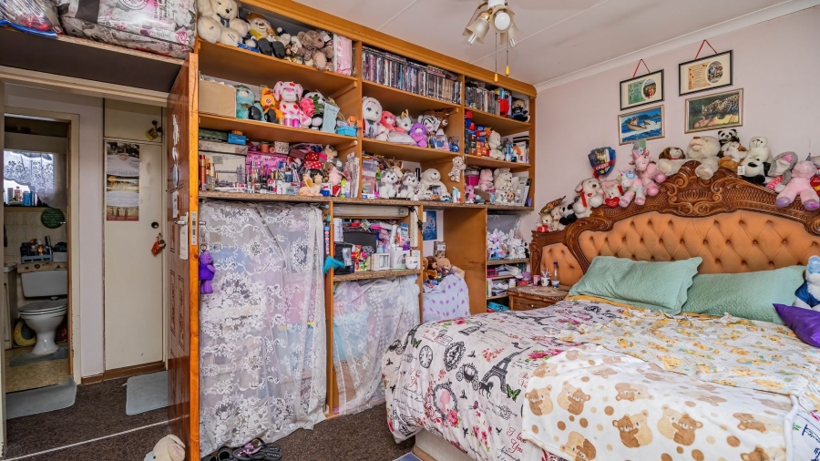 4 Bedroom Property for Sale in Birch Acres Gauteng