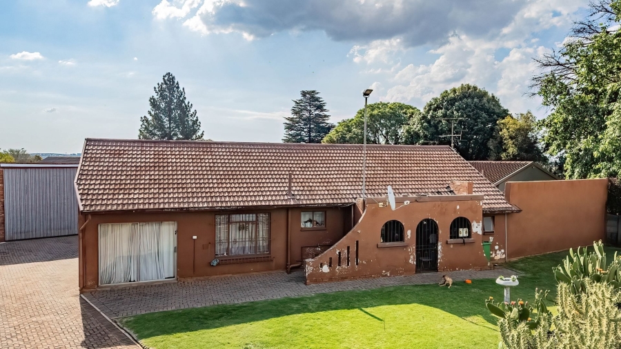 4 Bedroom Property for Sale in Birch Acres Gauteng