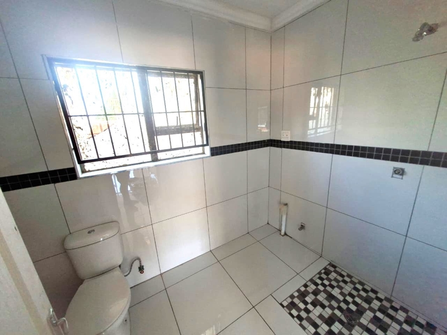 To Let 5 Bedroom Property for Rent in Wierda Park Gauteng