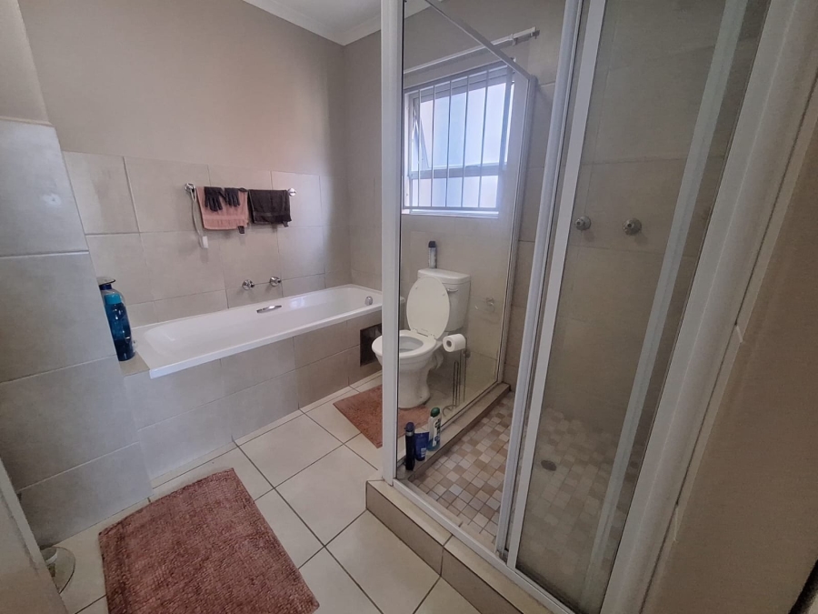 2 Bedroom Property for Sale in Montana Gauteng
