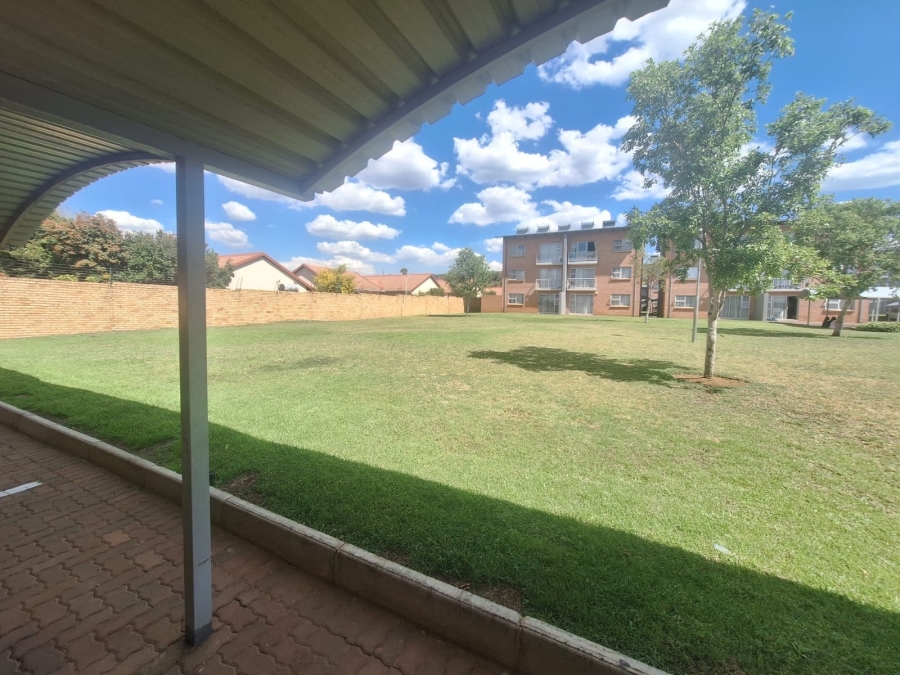 2 Bedroom Property for Sale in Montana Gauteng