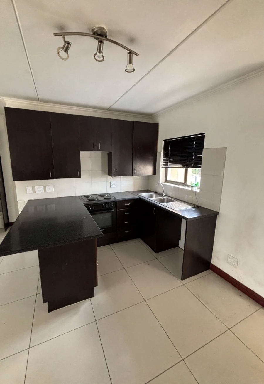 2 Bedroom Property for Sale in Carlswald Gauteng
