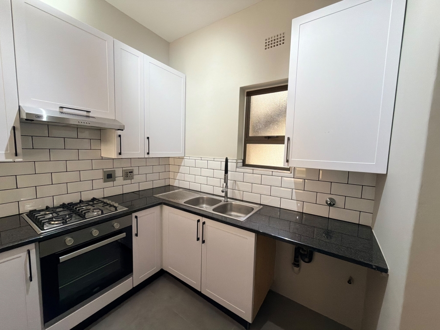 To Let 2 Bedroom Property for Rent in Lonehill Gauteng