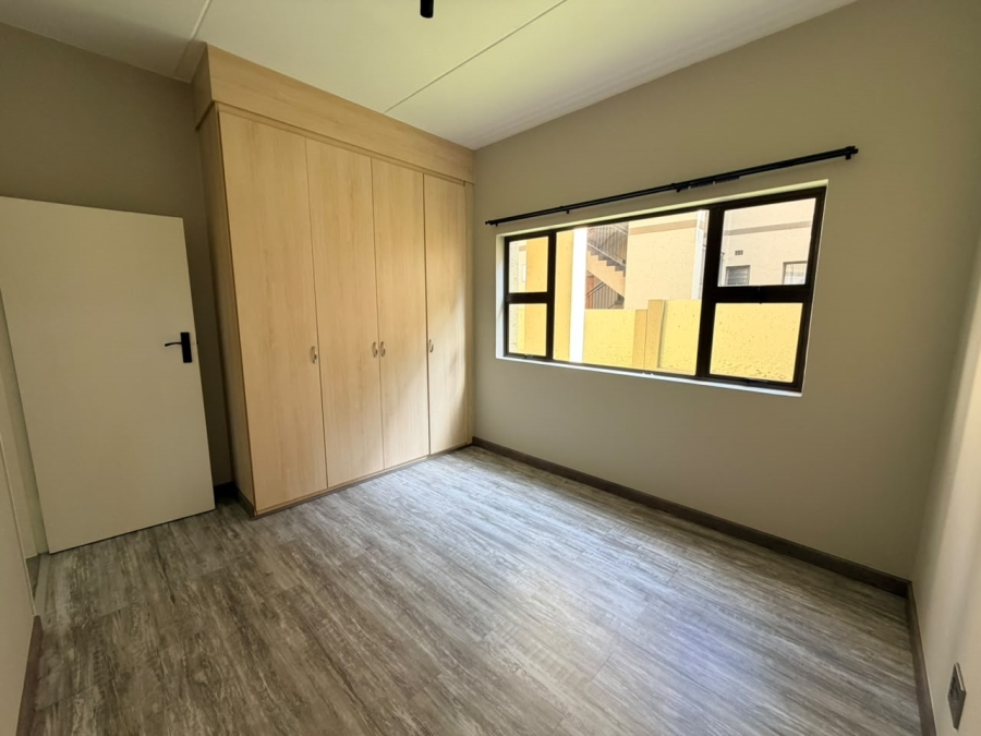 To Let 2 Bedroom Property for Rent in Lonehill Gauteng