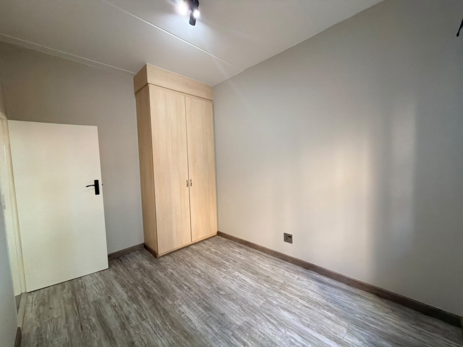 To Let 2 Bedroom Property for Rent in Lonehill Gauteng
