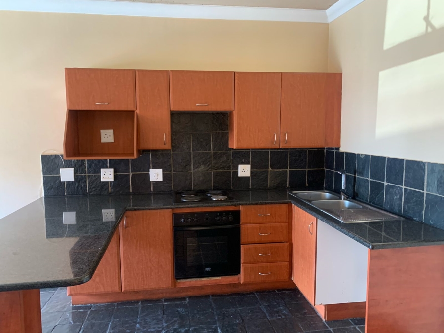 1 Bedroom Property for Sale in Erand Gardens Gauteng