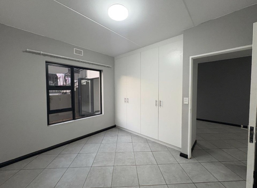 To Let 2 Bedroom Property for Rent in Norton Home Estate AH Gauteng