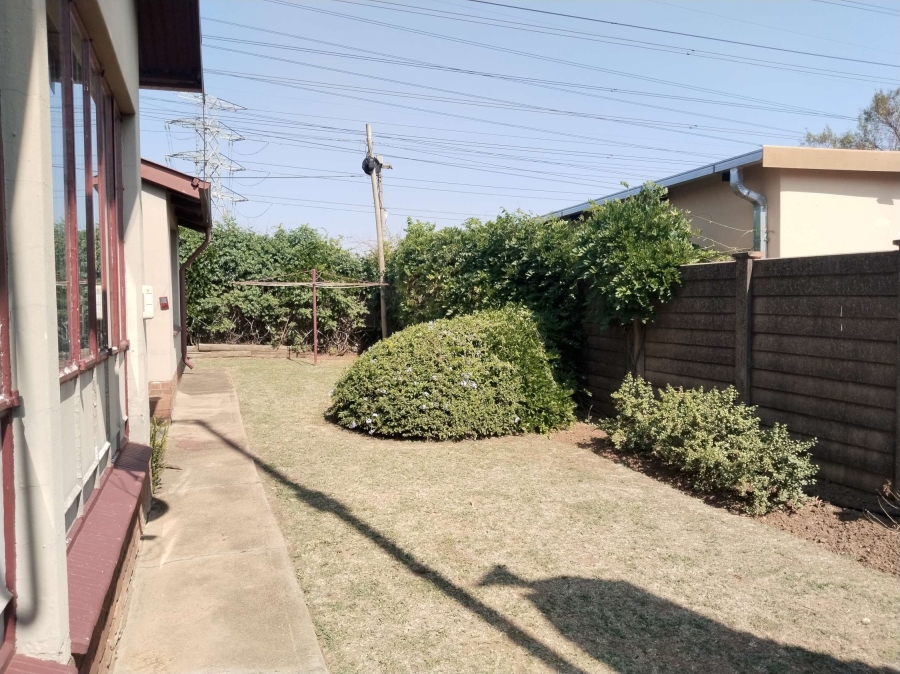 4 Bedroom Property for Sale in Kwaggasrand Gauteng