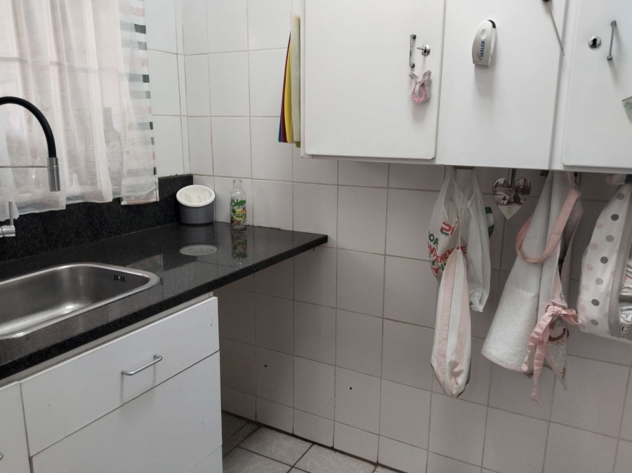 4 Bedroom Property for Sale in Kwaggasrand Gauteng