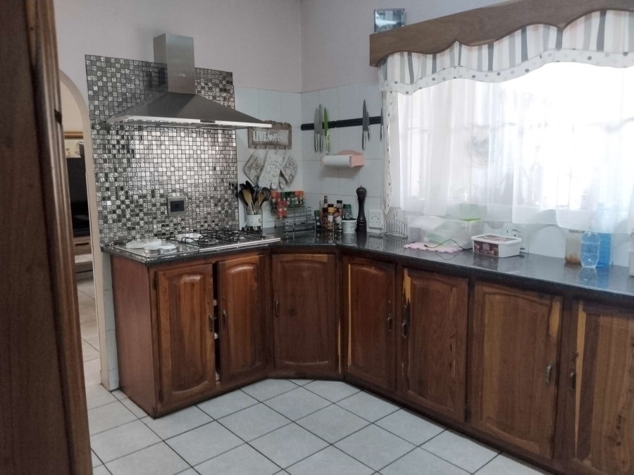 4 Bedroom Property for Sale in Kwaggasrand Gauteng