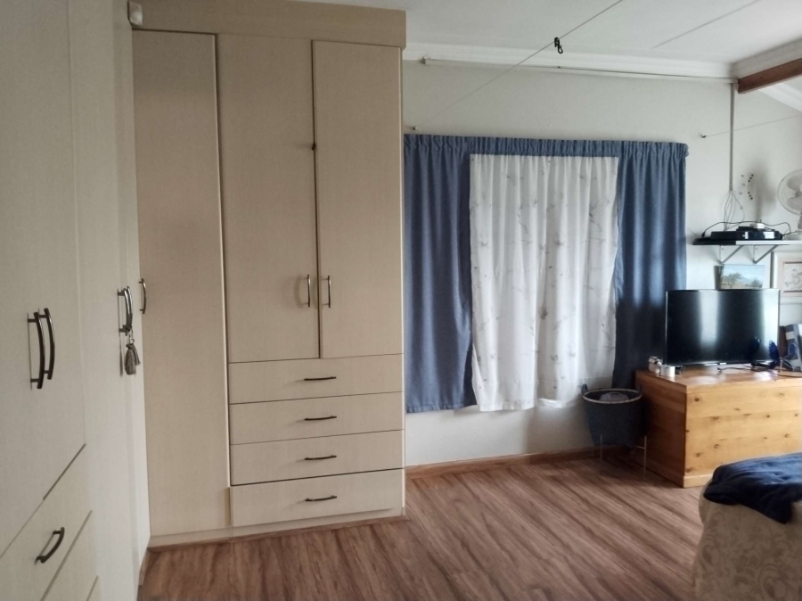 4 Bedroom Property for Sale in Kwaggasrand Gauteng