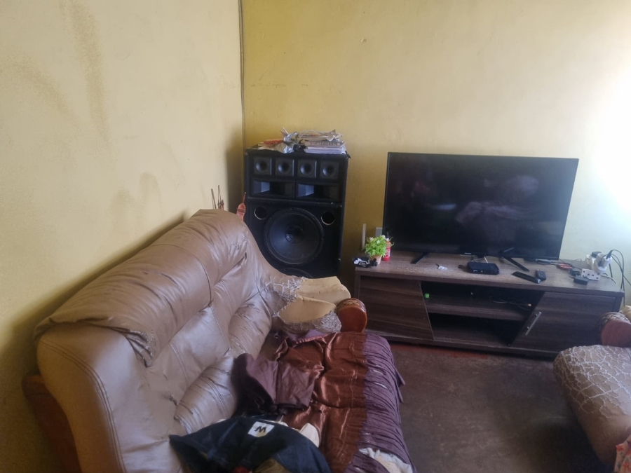 2 Bedroom Property for Sale in Mabopane Unit B Gauteng
