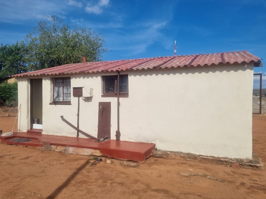 2 Bedroom Property for Sale in Mabopane Unit B Gauteng
