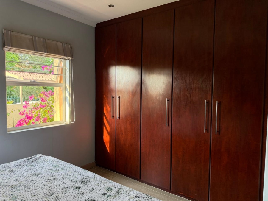 To Let 2 Bedroom Property for Rent in Sunninghill Gauteng