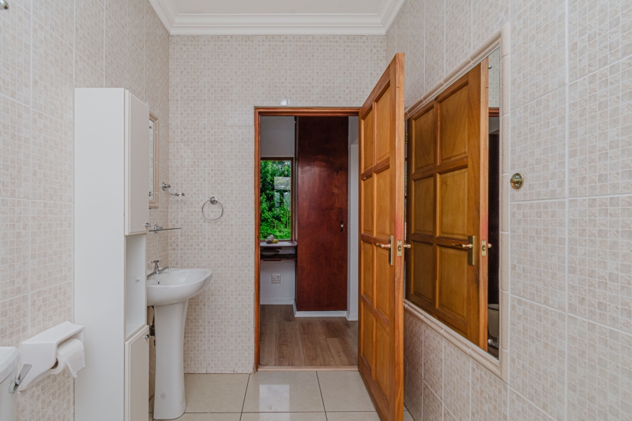 To Let 3 Bedroom Property for Rent in Blue Valley Golf Estate Gauteng