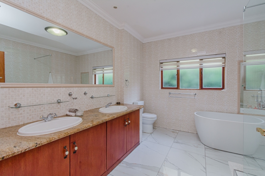 To Let 3 Bedroom Property for Rent in Blue Valley Golf Estate Gauteng