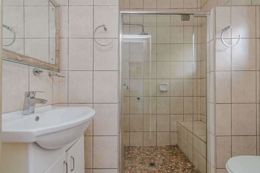 To Let 3 Bedroom Property for Rent in Blue Valley Golf Estate Gauteng