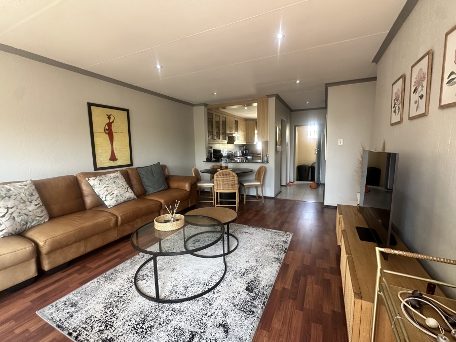2 Bedroom Property for Sale in Noordwyk Gauteng