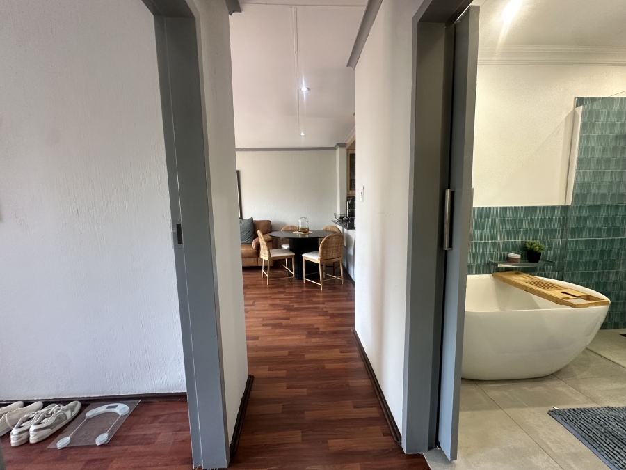 2 Bedroom Property for Sale in Noordwyk Gauteng