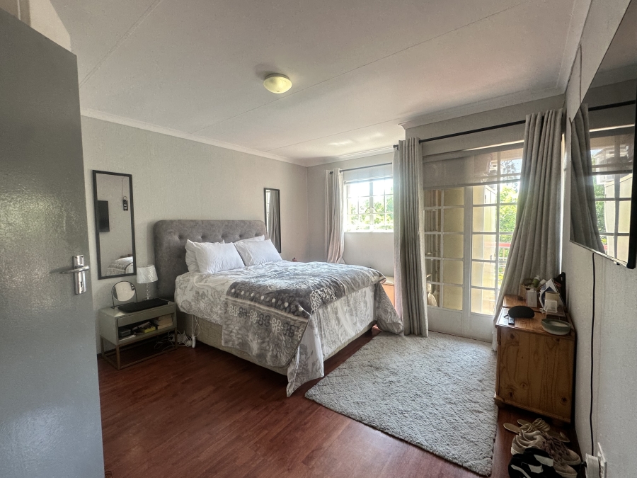 2 Bedroom Property for Sale in Noordwyk Gauteng