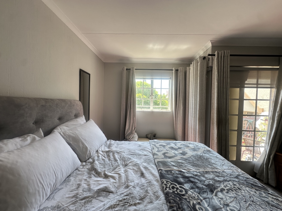 2 Bedroom Property for Sale in Noordwyk Gauteng