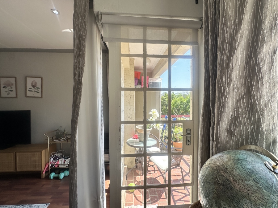 2 Bedroom Property for Sale in Noordwyk Gauteng