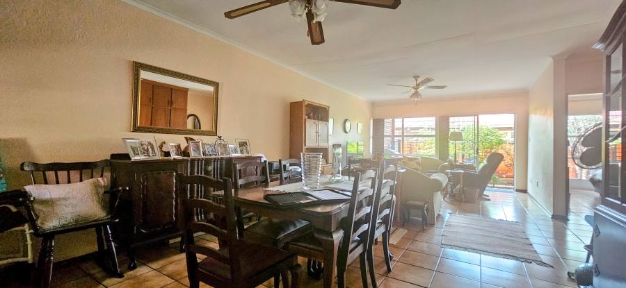 2 Bedroom Property for Sale in Three Rivers Gauteng