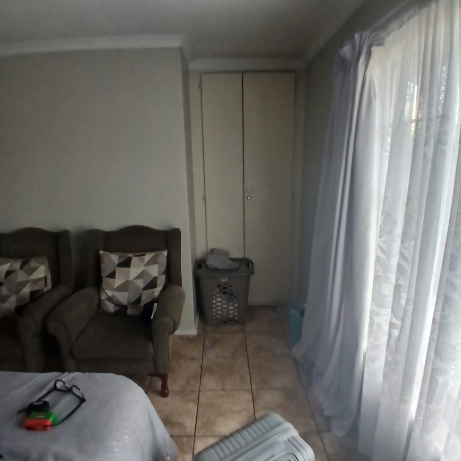 To Let 2 Bedroom Property for Rent in Kilner Park Gauteng