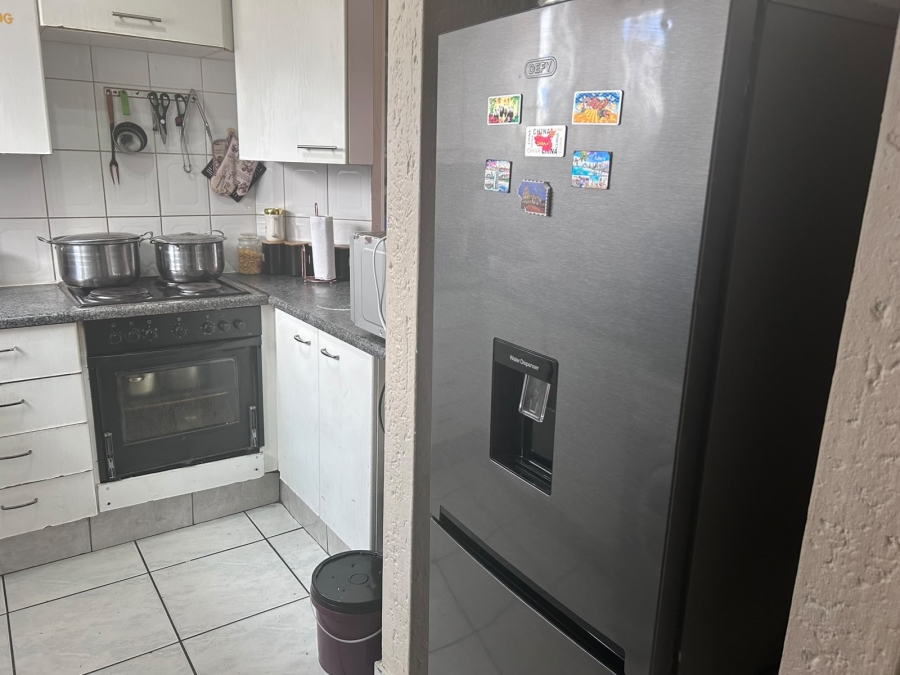 To Let 2 Bedroom Property for Rent in Winchester Hills Gauteng