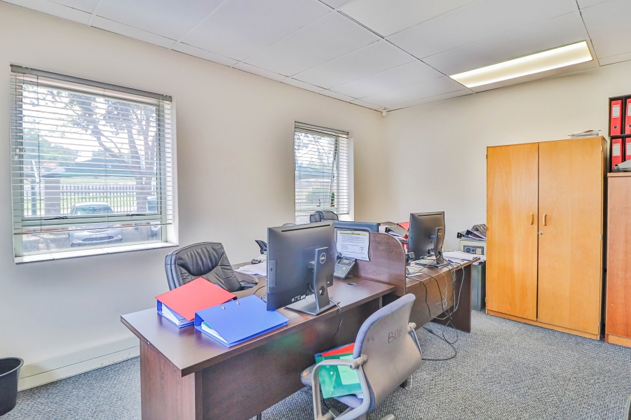 Commercial Property for Sale in Woodmead Gauteng