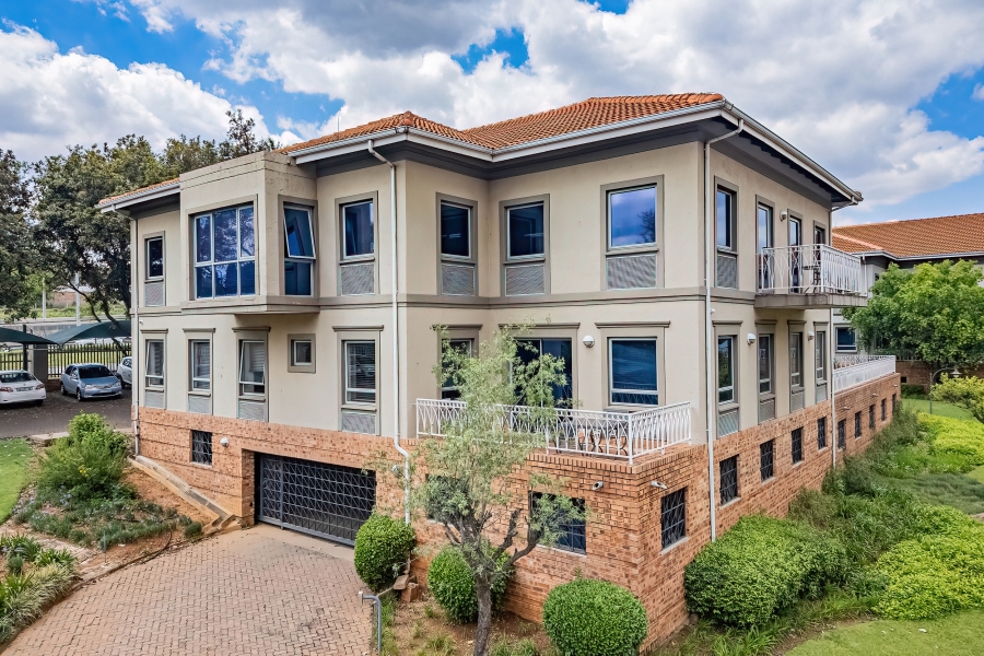Commercial Property for Sale in Woodmead Gauteng