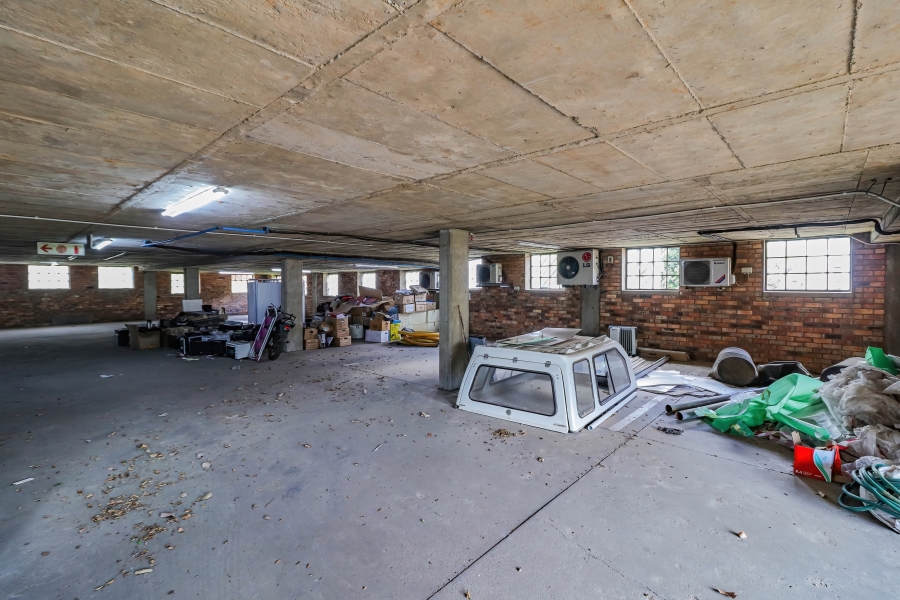Commercial Property for Sale in Woodmead Gauteng