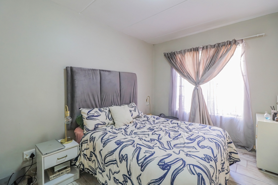 To Let 3 Bedroom Property for Rent in Sonneglans Gauteng