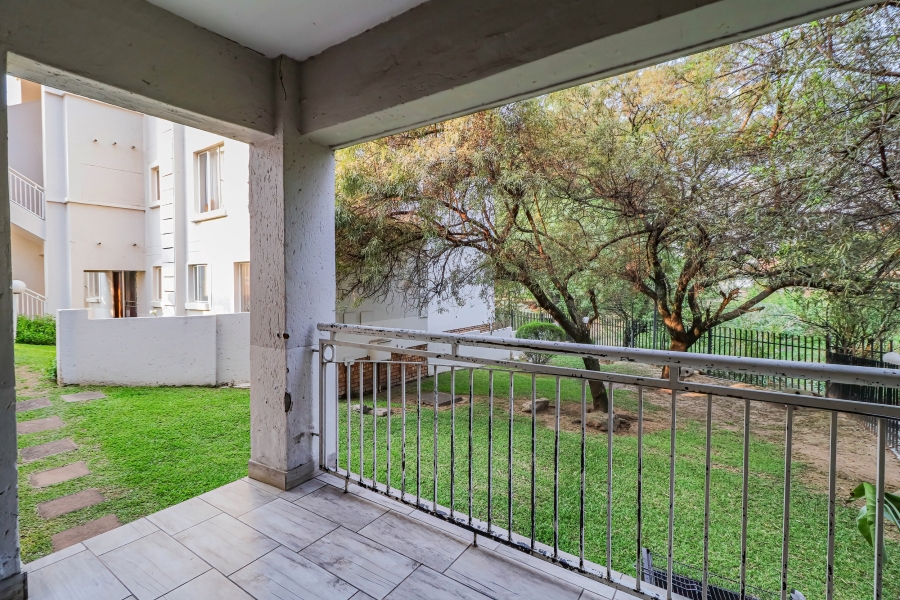 To Let 3 Bedroom Property for Rent in Sonneglans Gauteng