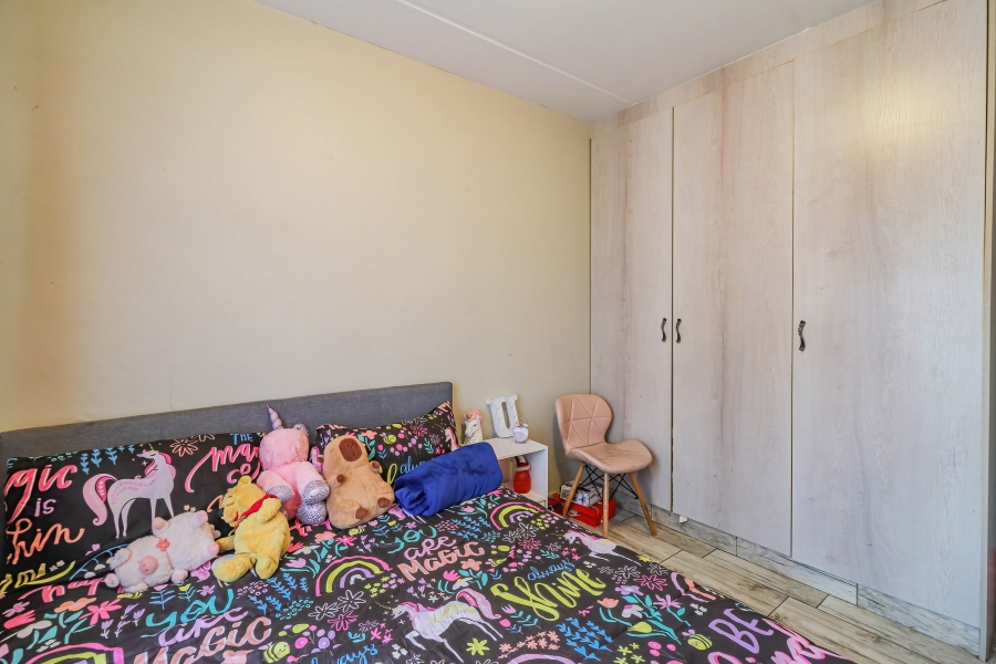 To Let 3 Bedroom Property for Rent in Sonneglans Gauteng