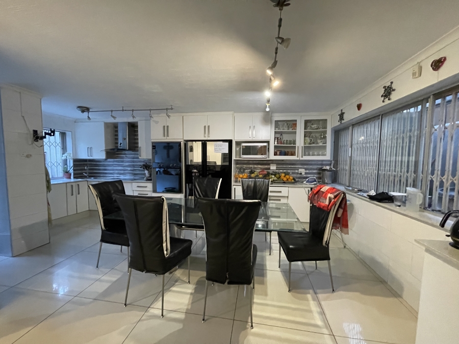 4 Bedroom Property for Sale in Illovo Gauteng