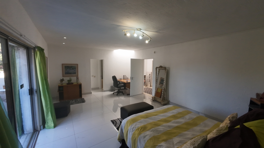 4 Bedroom Property for Sale in Illovo Gauteng