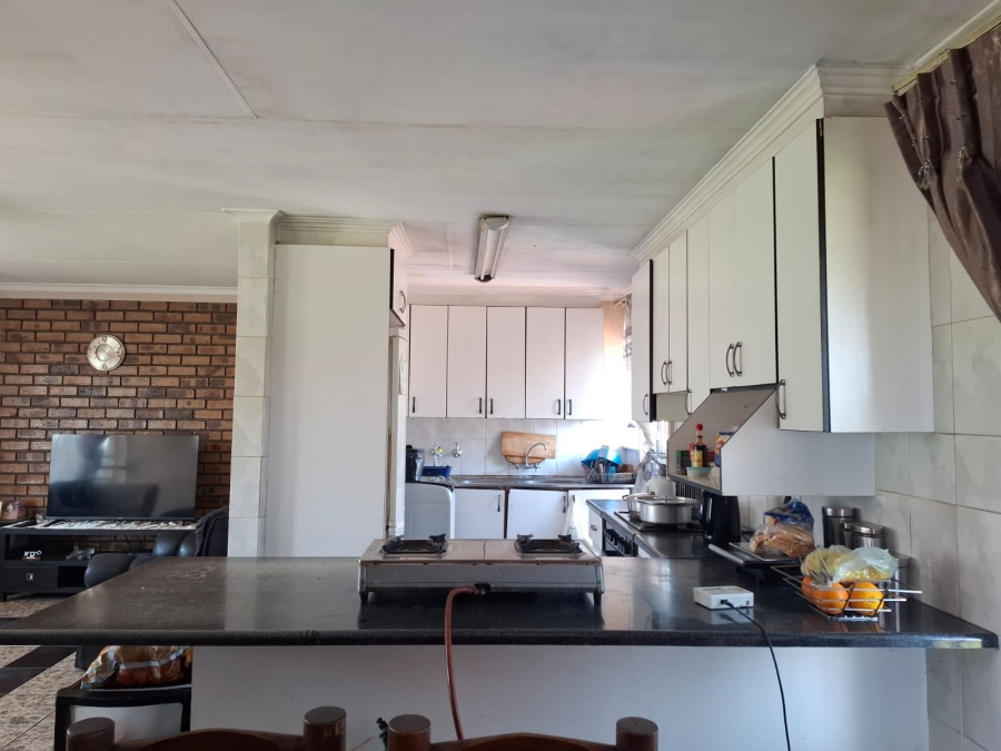 4 Bedroom Property for Sale in Dalpark Gauteng