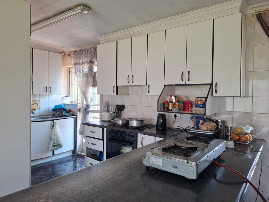 4 Bedroom Property for Sale in Dalpark Gauteng