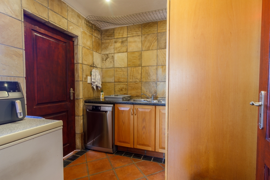 4 Bedroom Property for Sale in Fairland Gauteng