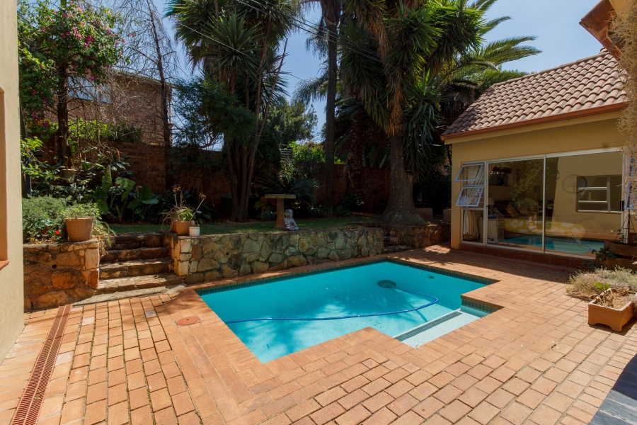 4 Bedroom Property for Sale in Fairland Gauteng