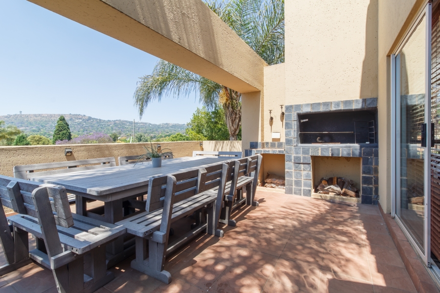 4 Bedroom Property for Sale in Fairland Gauteng