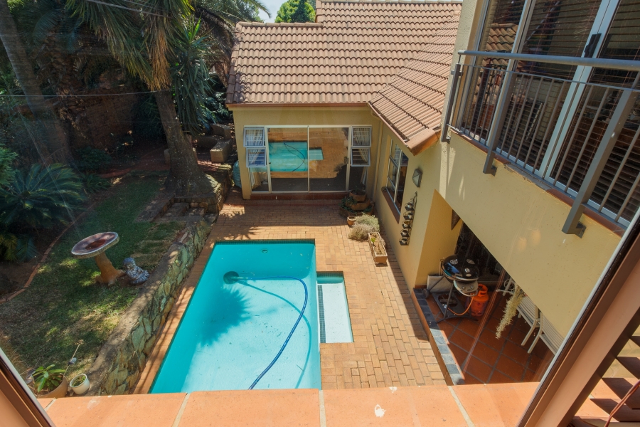 4 Bedroom Property for Sale in Fairland Gauteng