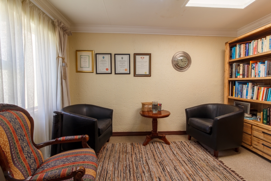 4 Bedroom Property for Sale in Fairland Gauteng