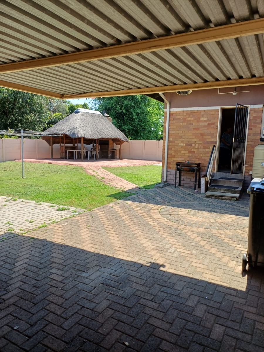 3 Bedroom Property for Sale in Homestead Gauteng